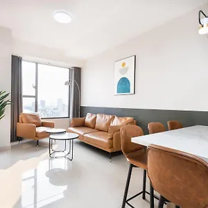 Min' - Rivergate Downtown Bui Vien - Free Pool Apartment Ho Chi Minh City
